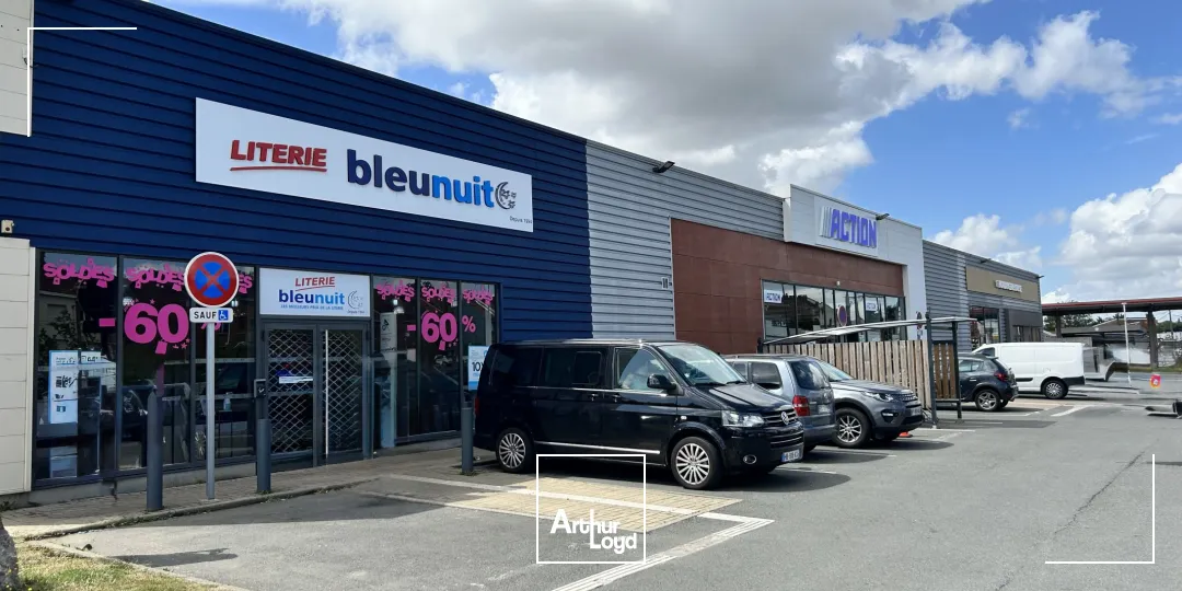 Local Commercial à Louer à Lens - Emplacement N°1 sur Axe Très Passant - ZAC du Gard