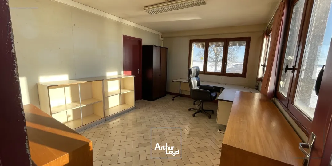 Locaux d'activité à vendre à NAGEL SEEZ MESNIL 27190