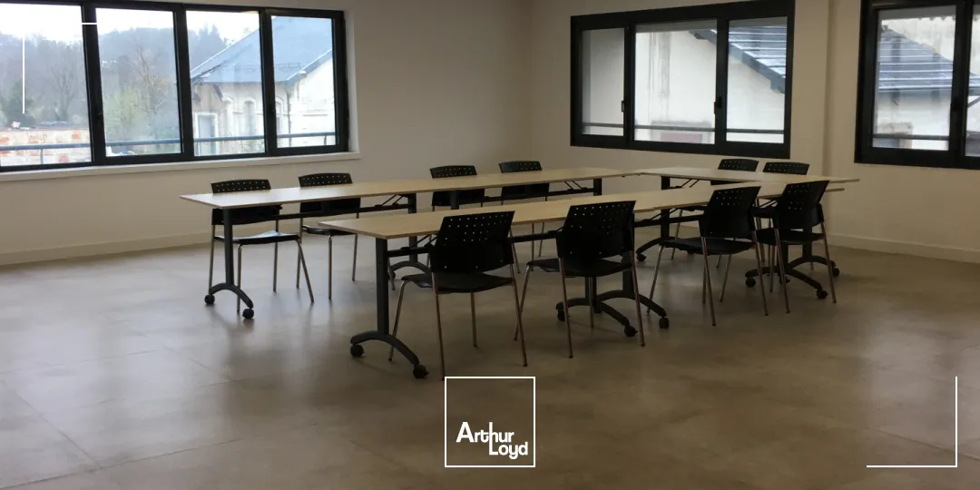 A vendre espace pour bureaux de 440m2 Montbéliard quartier ancien hôpital