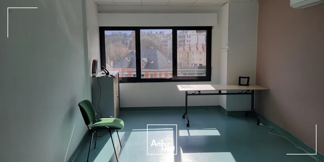 Bureaux spacieux à louer à 5 min du centre ville de Montbéliard