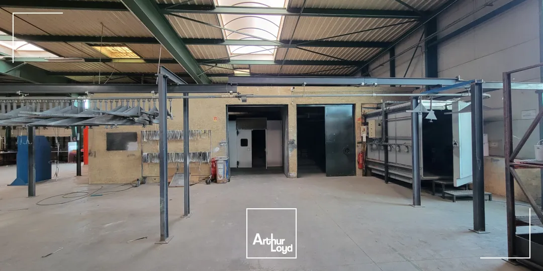 EXCLU - Ensemble immobilier à la vente Aéroparc Fontaine