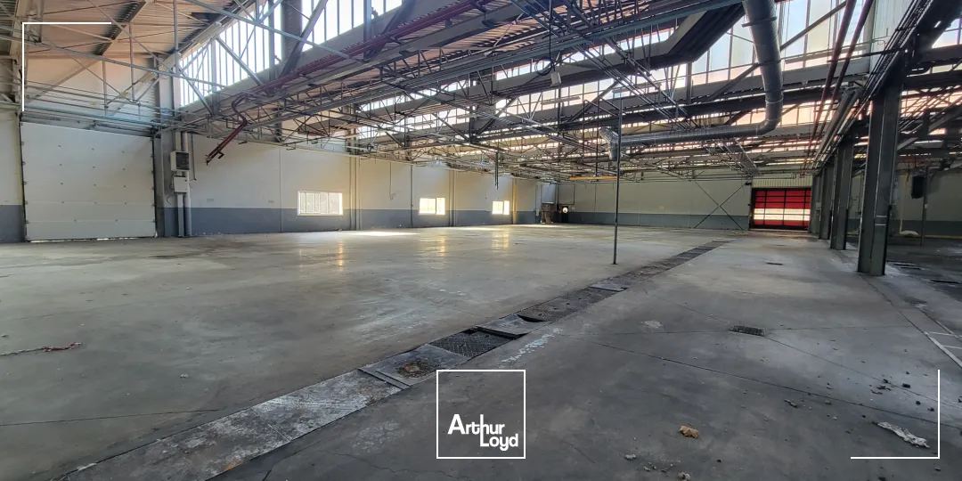 LOCAUX INDUSTRIELS A VALENTIGNEY