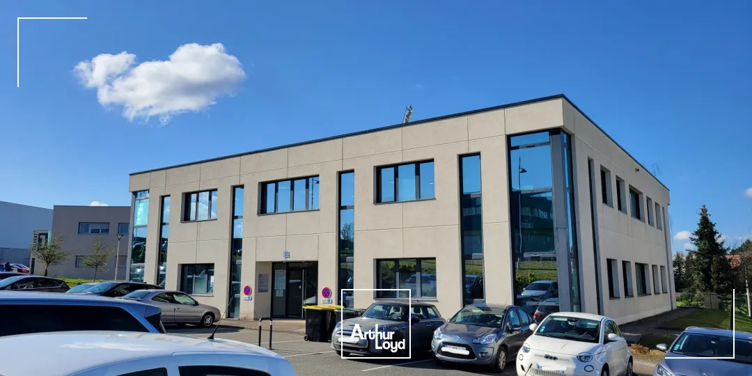 A louer local 50m2 Pied des gouttes