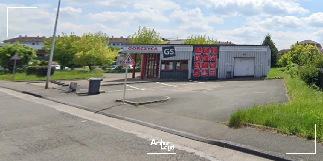 Vends bâtiment 320m2 à TAILLECOURT