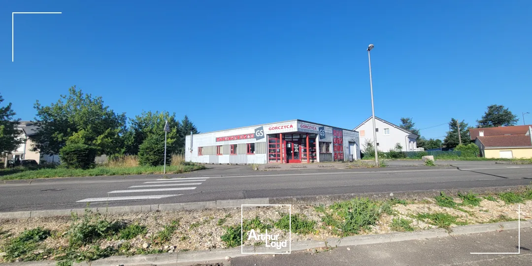 Vends bâtiment 320m2 à TAILLECOURT