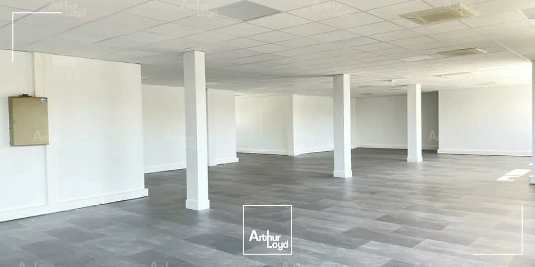 BESANCON - BUREAUX A LOUER - VALPARC