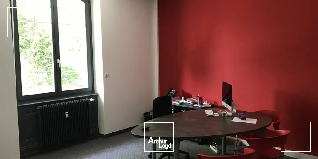 BUREAUX à LOUER de 183 m²