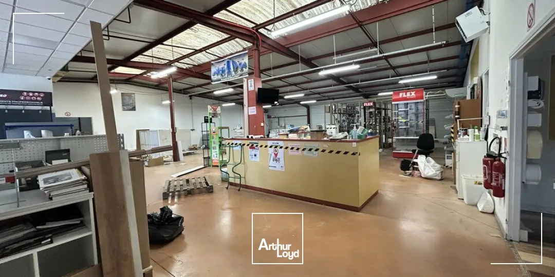 A VENDRE local d'activité zone Chalonnaise 