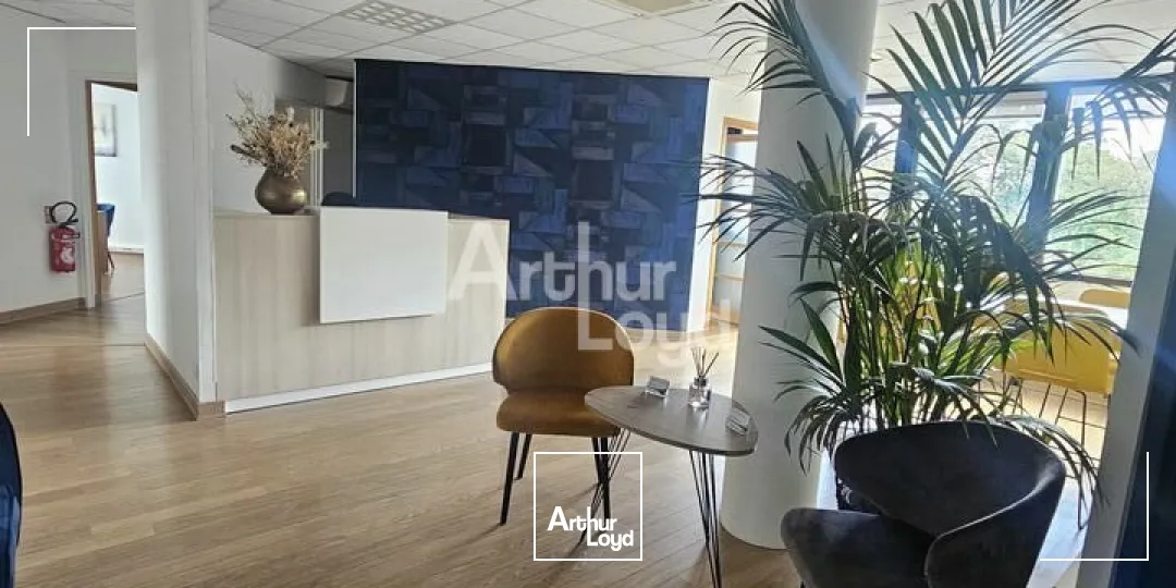 Angers Lac de Maine bureau individuel de 10 m² à louer, tout compris 