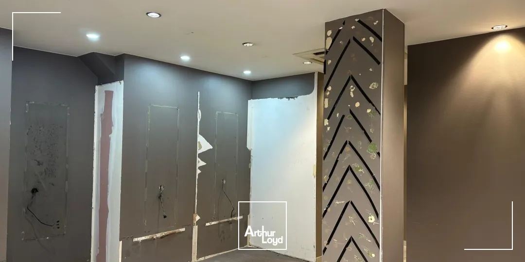 A LOUER - LOCAUX COMMERCIAUX 358 M2 - EMPLACEMENT N°1 - SAINT-QUENTIN