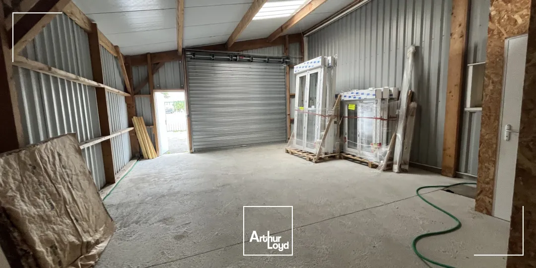 A LOUER LOCAL D ACTIVITE 95M2 PEDRAS-BRAIS ST NAZAIRE