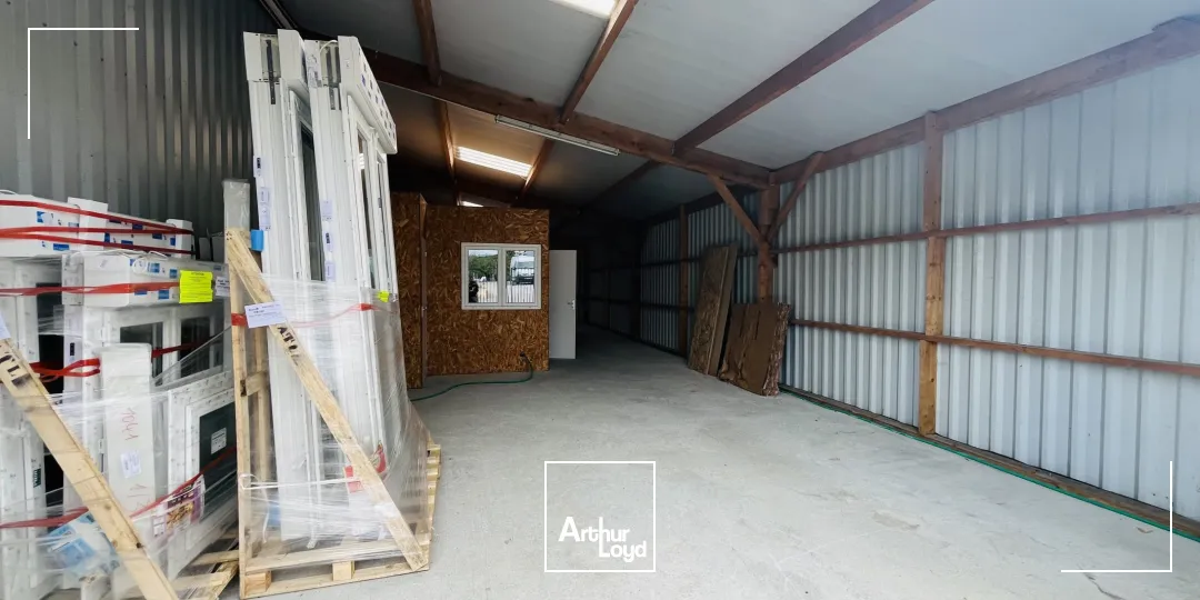 A LOUER LOCAL D ACTIVITE 95M2 PEDRAS-BRAIS ST NAZAIRE