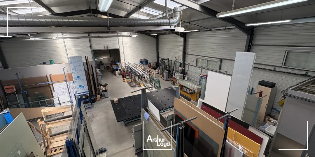 Bâtiment à vendre 550 m2 à Dry près d'Orléans - Loiret (45)