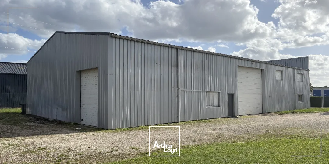 Bâtiment à vendre 550 m2 à Dry près d'Orléans - Loiret (45)