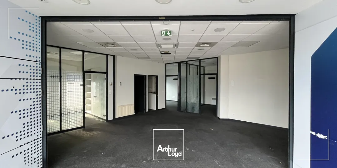 Local à louer 182 m2 excellente visibilité à Chalette Sur Loing, proche Montargis (45)