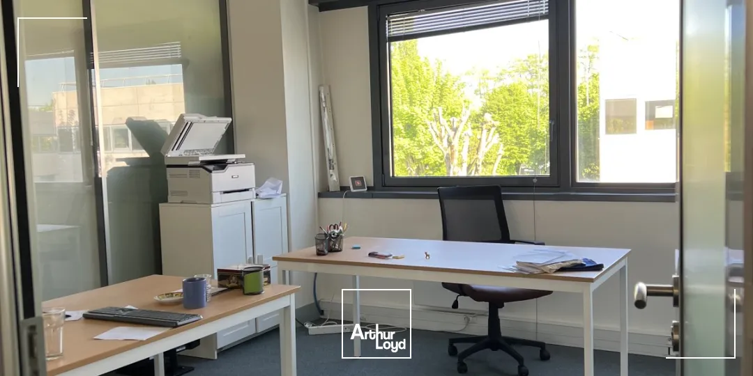 Bureaux 270 m² à louer Paris Nord 2 Roissy - Proche Aéroport CDG et Parc des Expositions