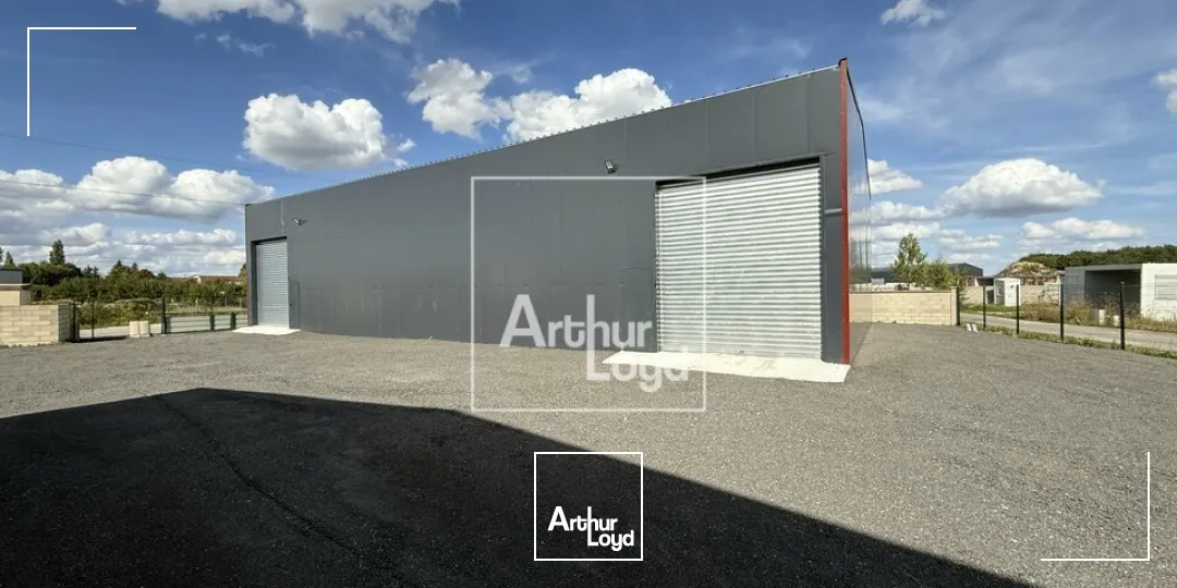 LOCAUX NEUFS - LOCATION - SAINT GERMAIN LAVAL