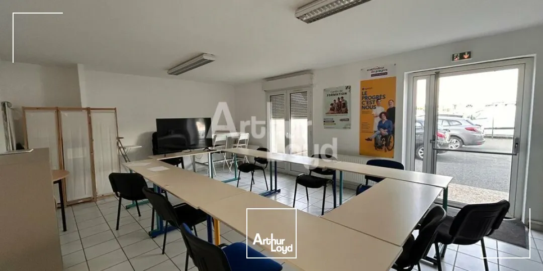BLOIS - LOCATION BUREAUX DE 315 M² - AXE PASSANT