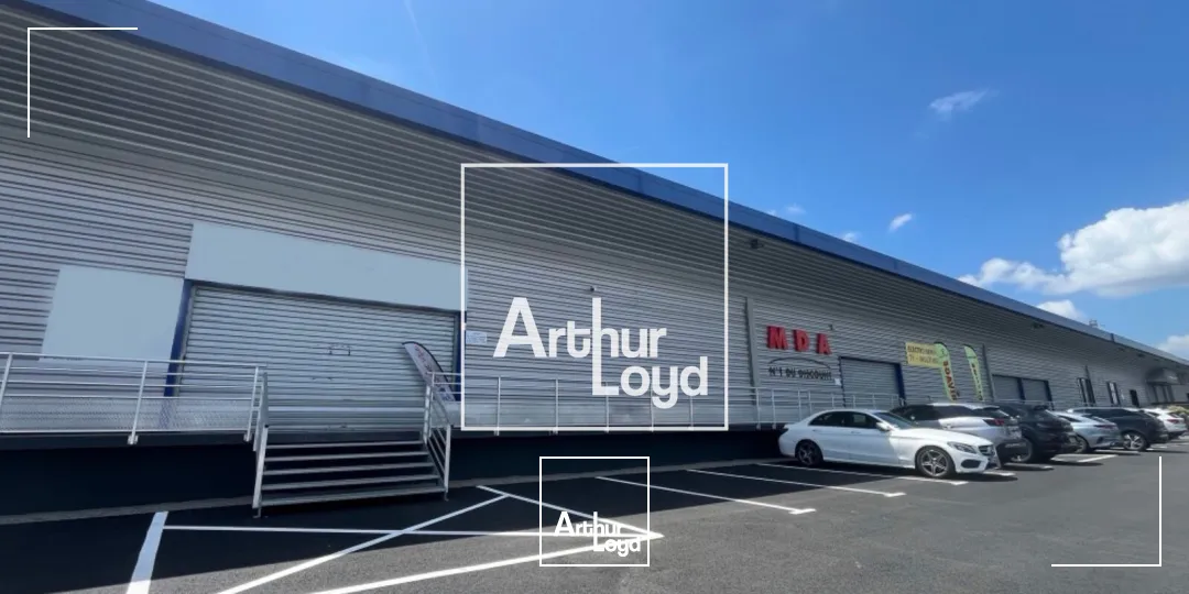 LOCAL D'ACTIVITE AVEC VITRINE - A LOUER - TOULOUSE SUD 