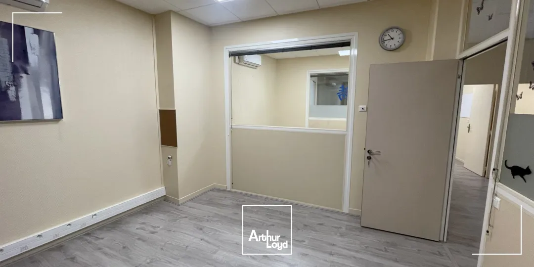 BUREAUX PMR -154 m2 - A VENDRE - SOISSONS 