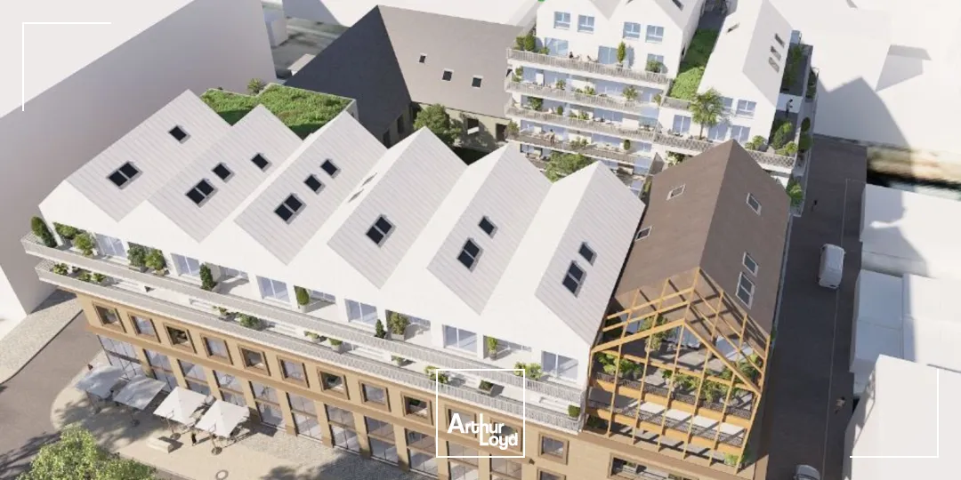 A VENDRE A LOUER LOCAUX COMMERCIAUX EN PLEIN COEUR DE LORIENT