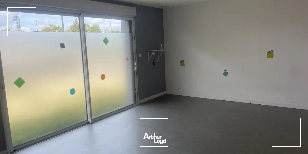 Bureaux à louer + parking - Liévin 