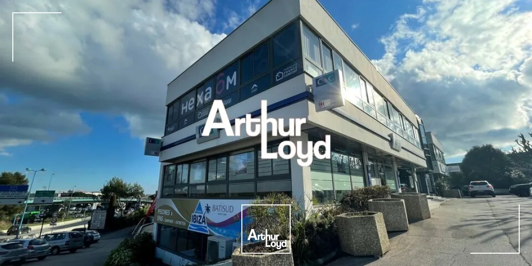Location bureaux 113 m² en R+2 secteur Antibes - Excellente visibilité