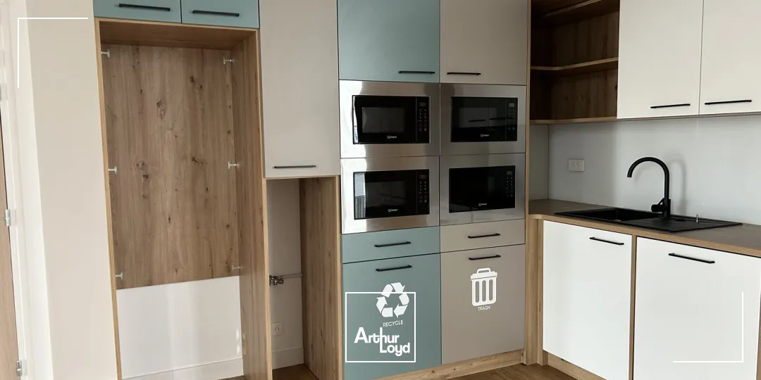 BUREAUX - A LOUER - ST NAZAIRE - 400 M2 - GARE - TERTIAIRE - 800 m2