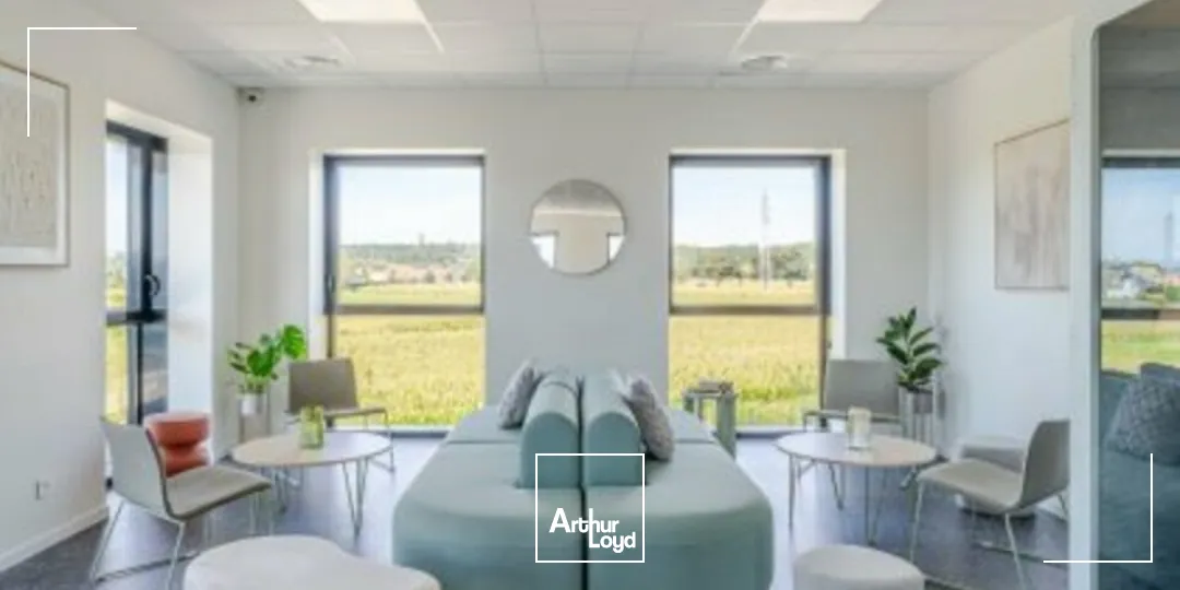 BUREAUX à LOUER de 1655 m²