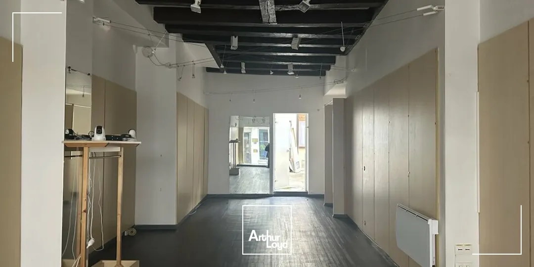 A LOUER - LOCAL COMMERCIAL - CENTRE-VILLE BOURGES