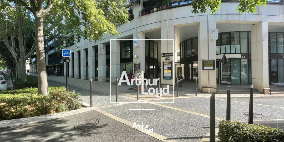 Vente de locaux professionnels -Jean Jaurès-105 m2