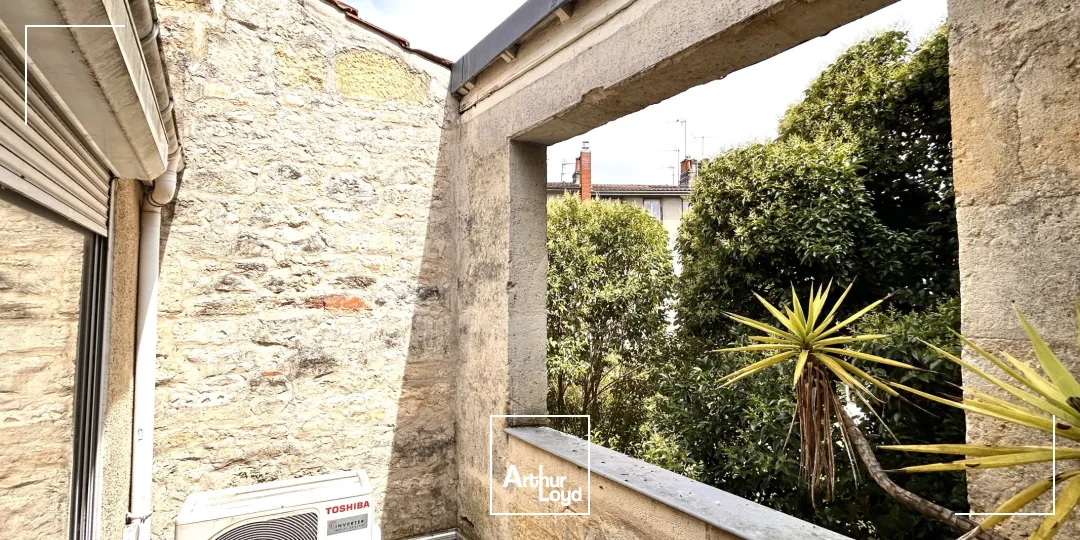 Plateau de 200 m² de bureaux divisible - à louer - Bordeaux quartier Mériadeck/Judaïque