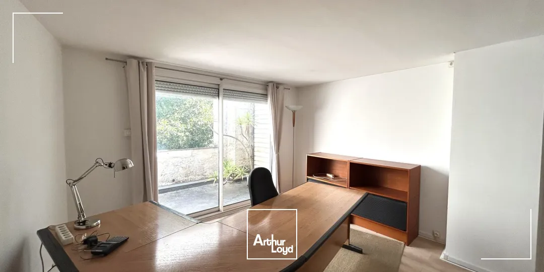 Plateau de 200 m² de bureaux divisible - à louer - Bordeaux quartier Mériadeck/Judaïque