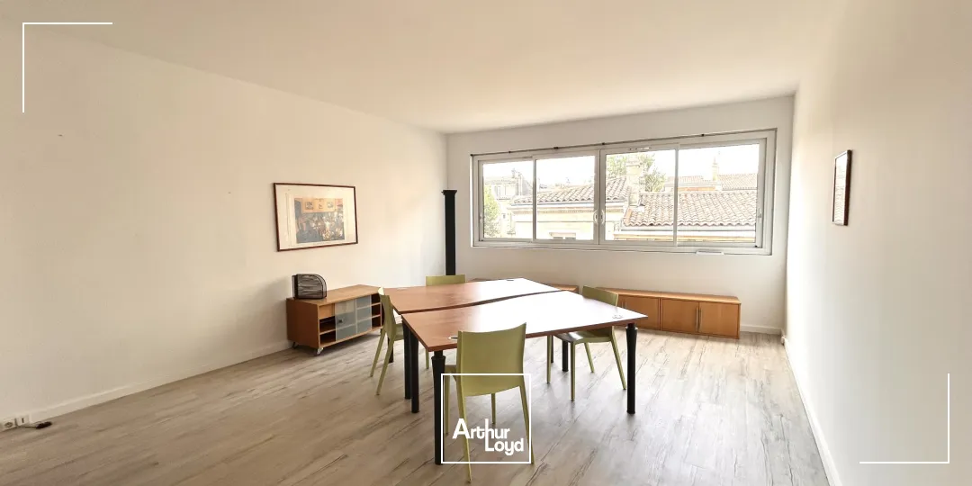 Plateau de 200 m² de bureaux divisible - à louer - Bordeaux quartier Mériadeck/Judaïque