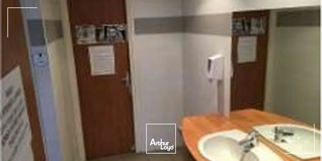 Bureaux à vendre Lille Centre - 1 388 m² avec parkings et excellente accessibilité