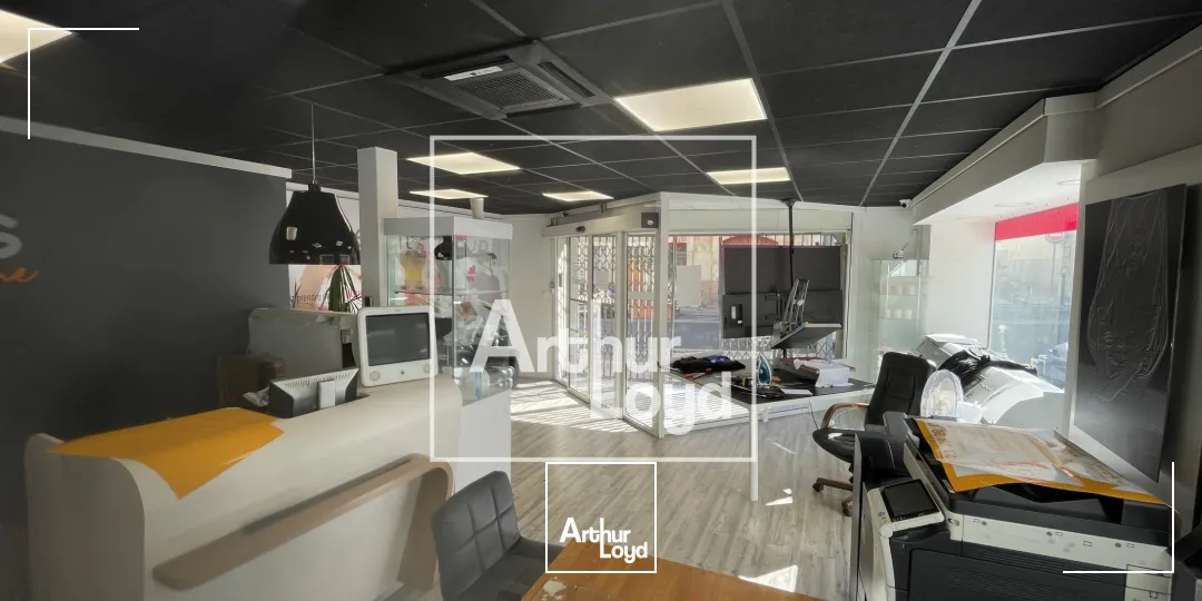 Location local commercial 168 m² - Béziers centre - Forte visibilité