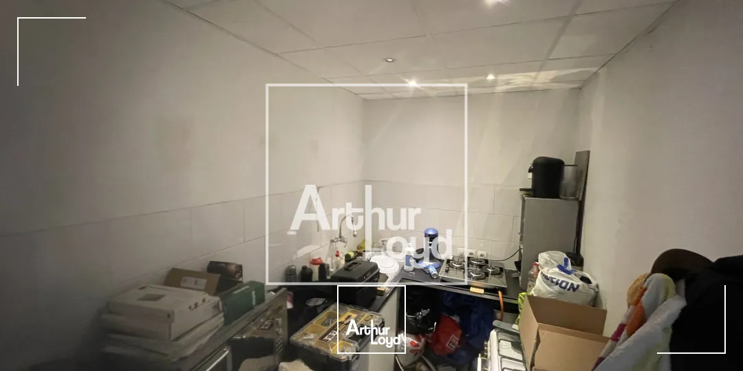 Location local commercial 168 m² - Béziers centre - Forte visibilité