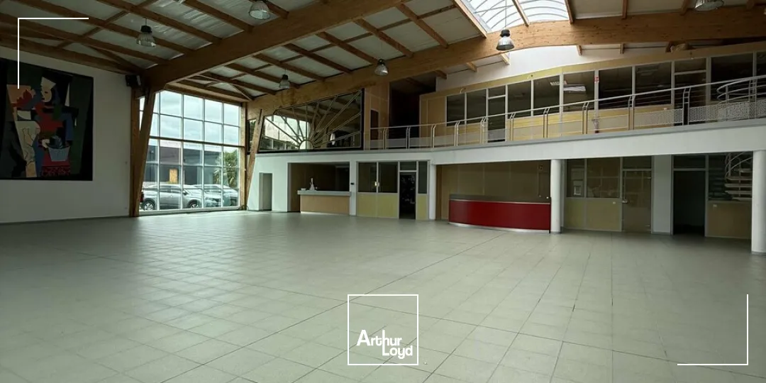 À vendre  Bâtiment d'activité industriel & bureaux  Zone de l'Escudier, Donzenac (Corrèze  proximité A20)