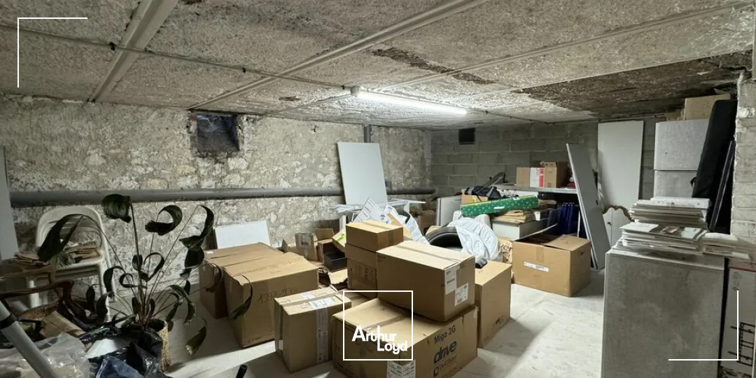 TOURS HYPERCENTRE BUREAUX A LOUER 76 M² PROXIMITE HALLES ET TRAMWAY