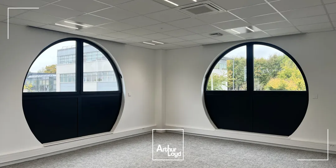 Bureaux à louer à MONT SAINT AIGNAN 76130