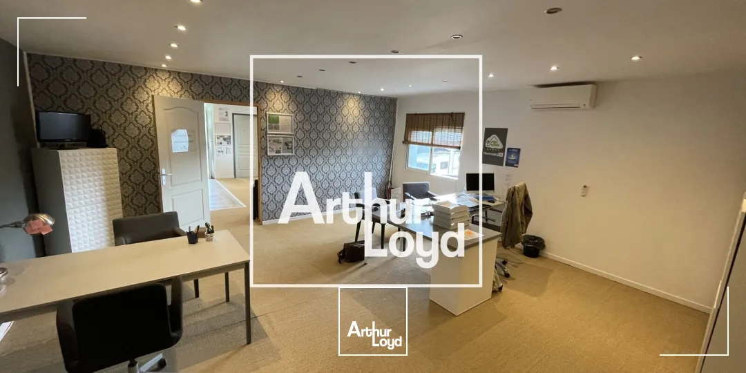 Rare ! Bureaux entre Narbonne et Lézignan-Corbières, le long de la RD6113