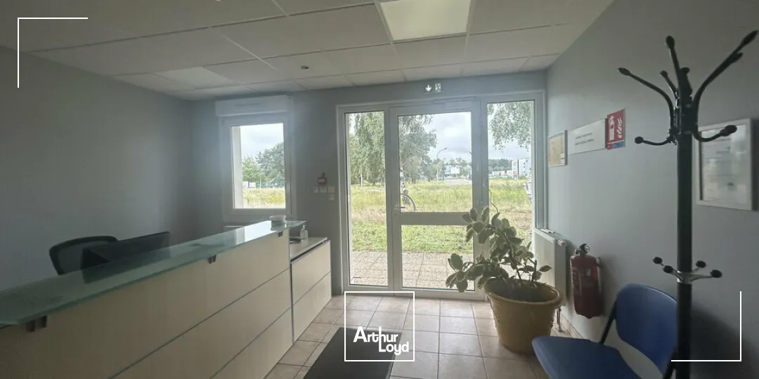 LOCAL D'ACTIVITE - ENTREPOT à VENDRE de 850 m²