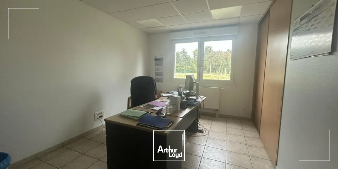 LOCAL D'ACTIVITE - ENTREPOT à VENDRE de 850 m²
