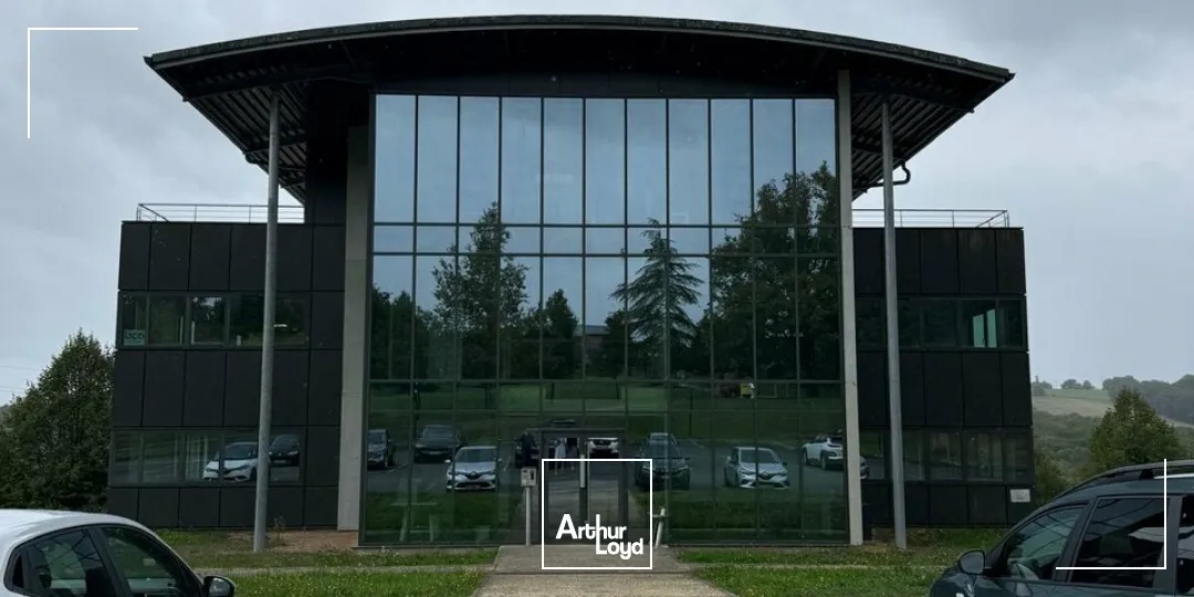 BUREAUX location à COULOUNIEIX-CHAMIERS 24660