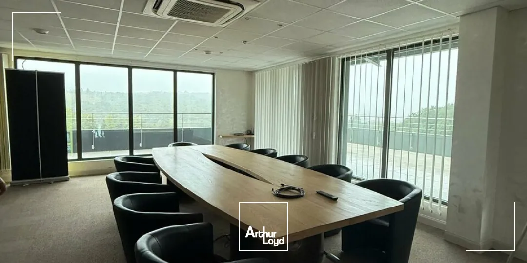 BUREAUX location à COULOUNIEIX-CHAMIERS 24660