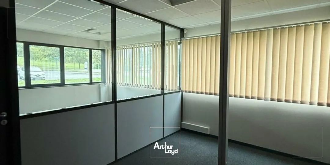 BUREAUX location à COULOUNIEIX-CHAMIERS 24660
