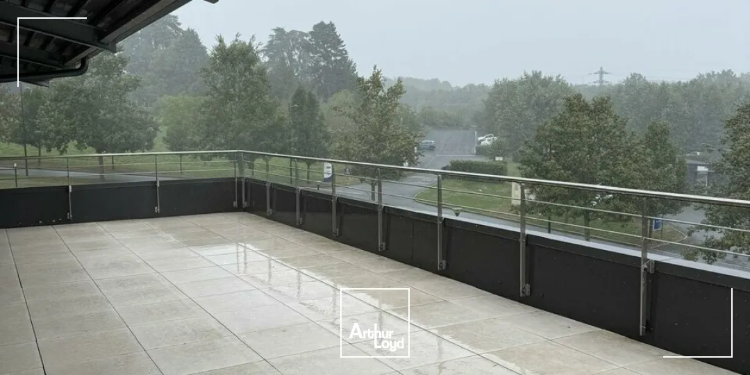 BUREAUX location à COULOUNIEIX-CHAMIERS 24660