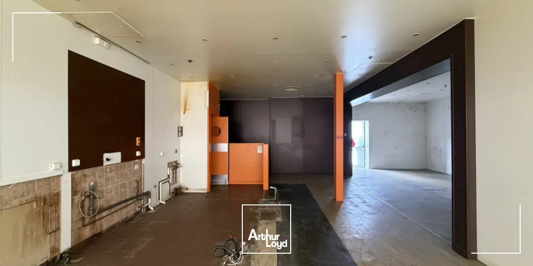 UNE OPPORTUNITÉ STRATÉGIQUE DANS UN ENVIRONNEMENT COMMERCIAL DYNAMIQUE