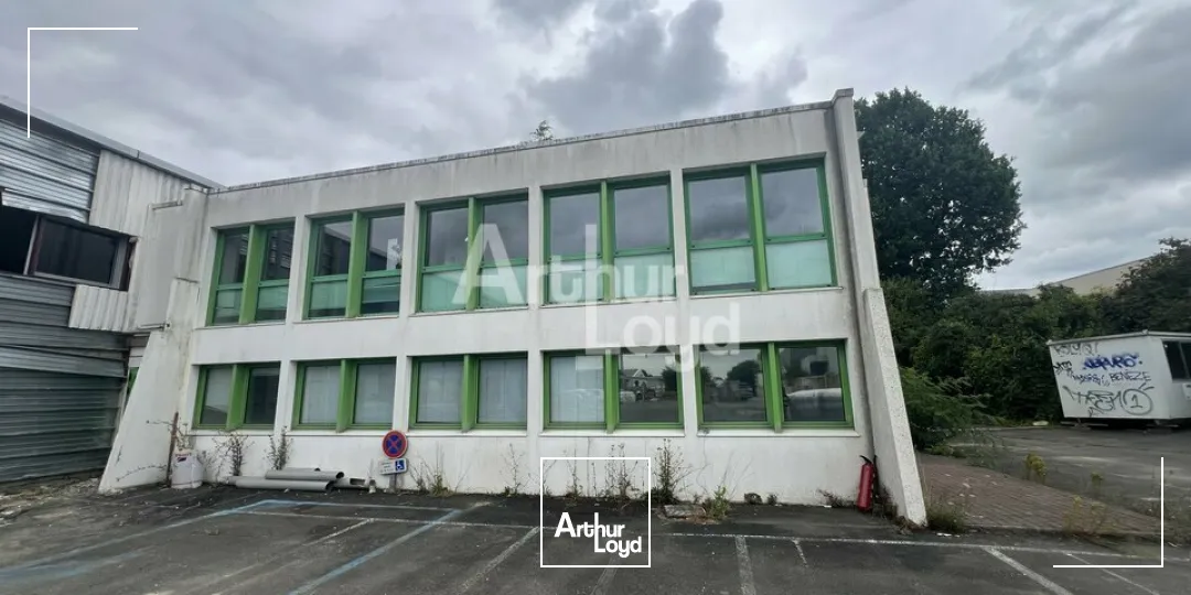 PACE - BUREAUX A LOUER - 330 M² DIVISIBLES