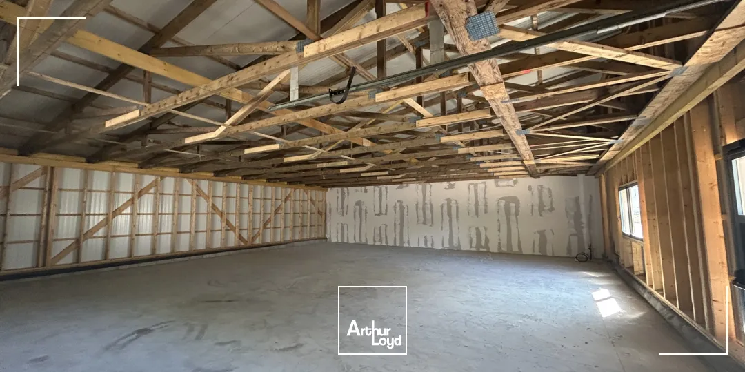 Locaux d'activités à la location à RUE Emplacement stratégique face à LIDL et ACTION